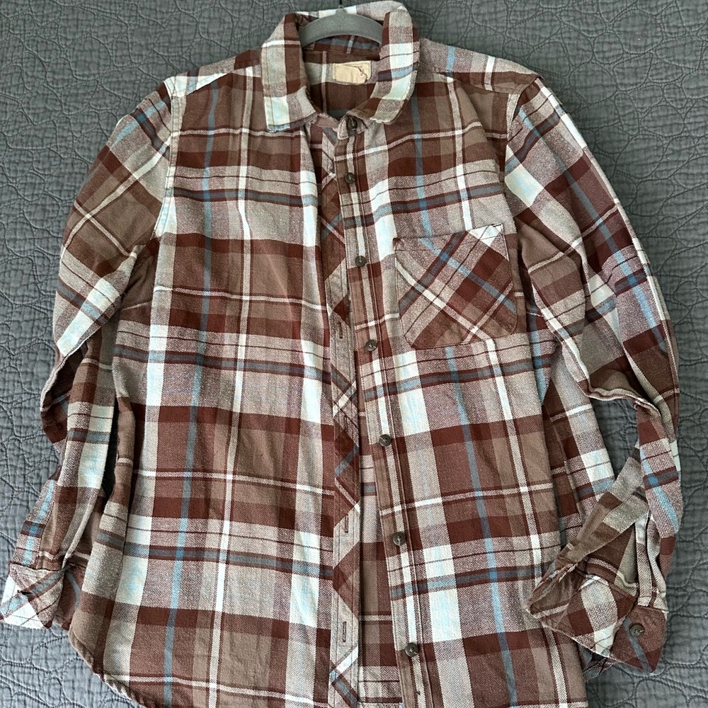 Brown Plaid Women’s button up flannel Large Boston Traders